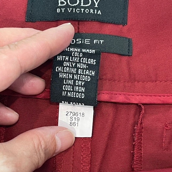 Body by Victoria Dress Pants Women's Size 10 The Rosie Fit Red Straight - Picture 6 of 11